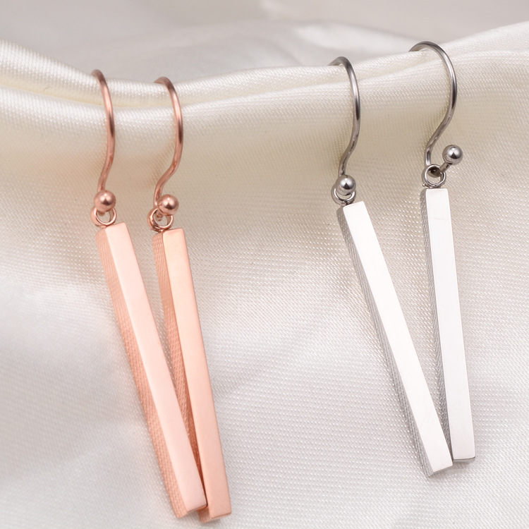 Nihaojewelry Jewelry Wholesale Rose Gold Geometric Shaped Stick Earring display picture 3