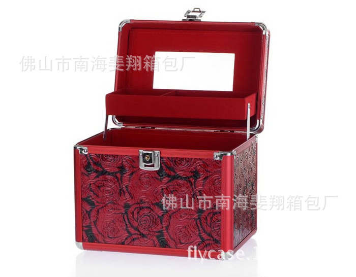 供应精美小号铝合金箱 化妆箱 美容工具箱 首饰箱 厂家专业定制