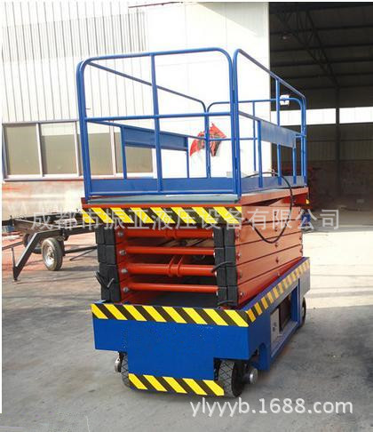 12米液压移动自行式升降机，高空提升平台，四轮电动剪叉式升降机