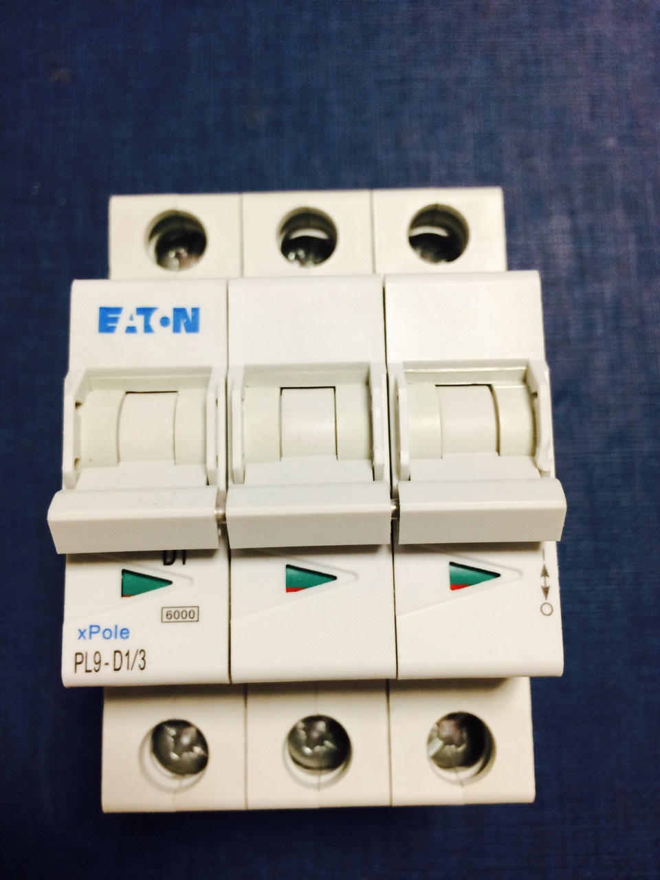 EATON PL9-D1/3电子空气