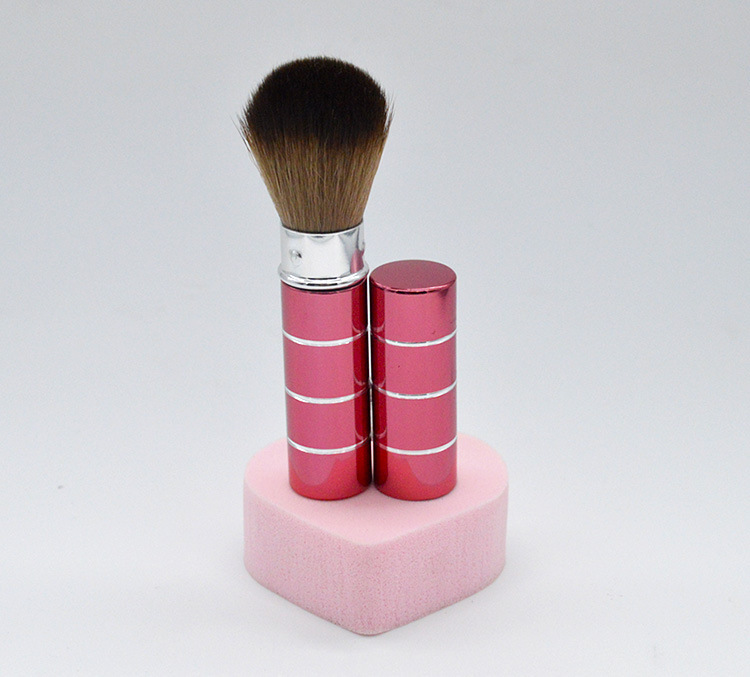 Blush Brush Image 8