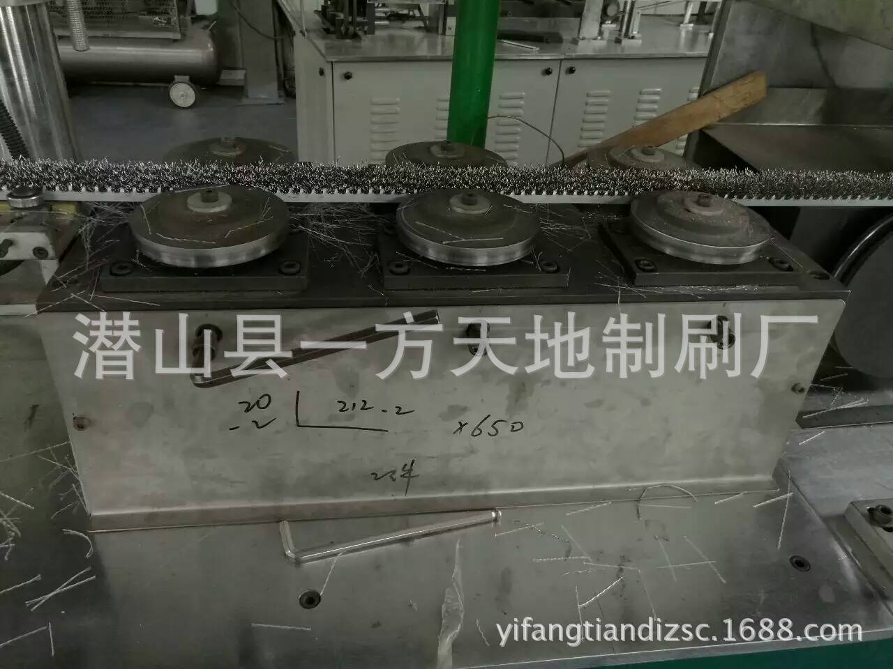 安徽一方天地刷业双钢带条刷 规格 材质不限  薄利多销