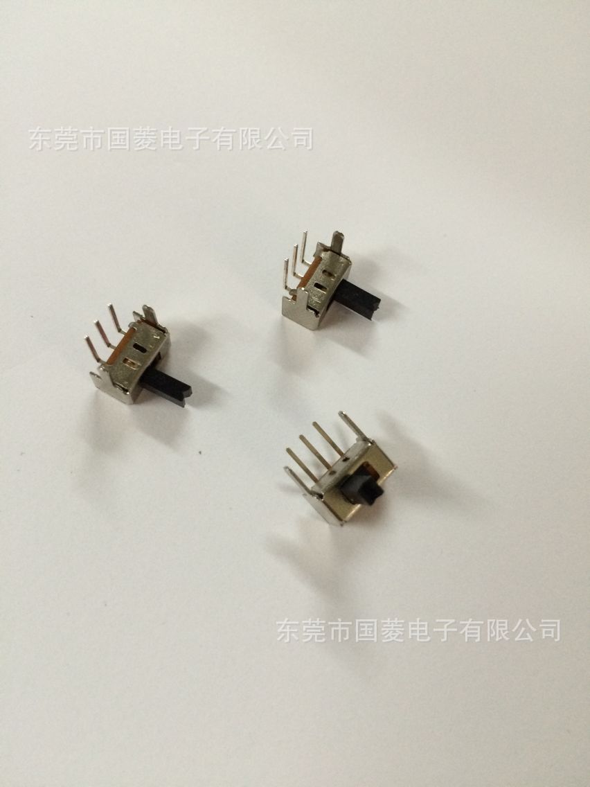 SS-12D37-1P2T两段90度弯脚带支架拨动开关  厂家直销