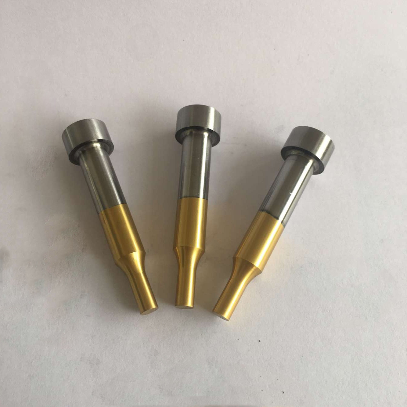 4FF77DC46120625F7C836237200131