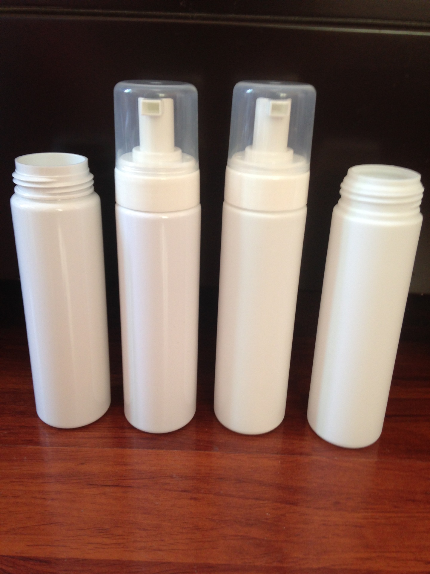 供200ml 220ml 250ml 300ml pe pet泡沫泵羽绒服干洗手液分装瓶