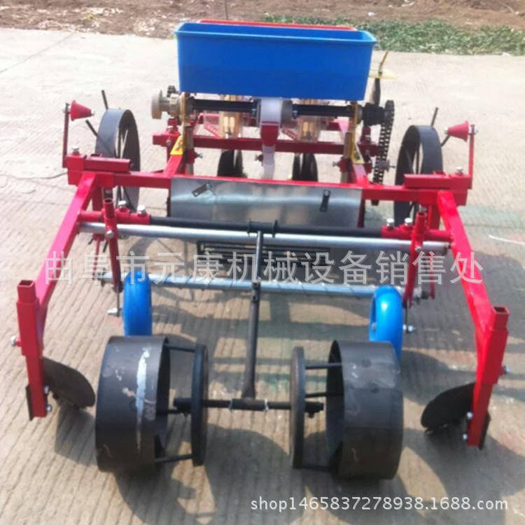 晋城 四轮带的覆膜机 多功能播种覆膜机厂家