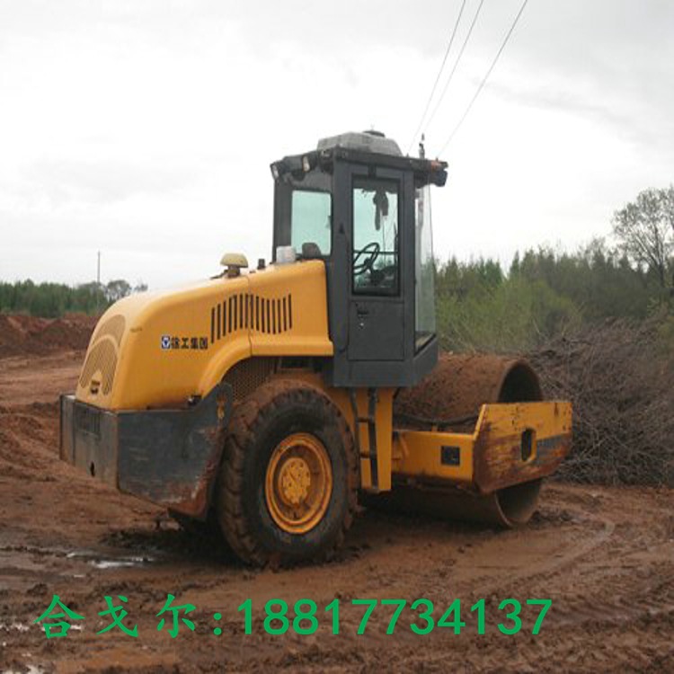 新款徐工220壓路機(jī)