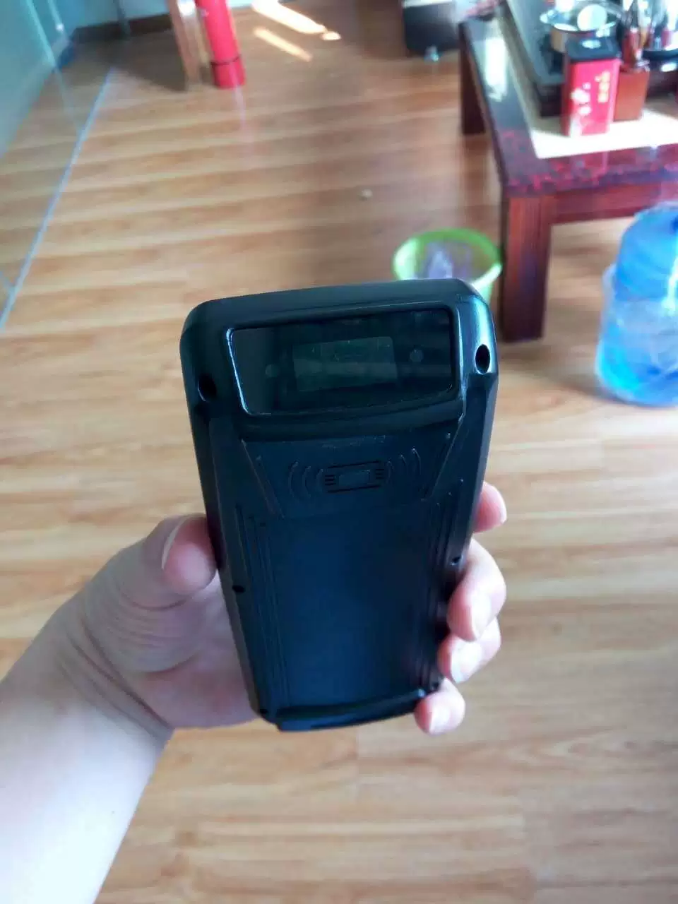 4G full Netcom Android handheld terminal NFC read and write barcode QR code scanning manufacturer direct sales secondary development