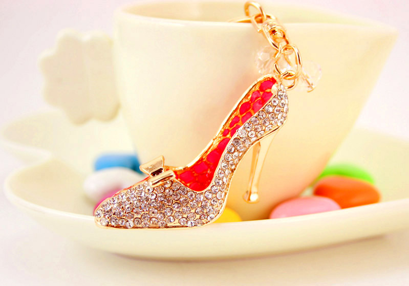55g Weight Birthday Occasion Alloy, Metal Material Unisex Gender Pink, Red Color Korean  Creative Diamond-studded Crystal High Heels Car Keychain 4