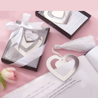 originality gift bookmark Wedding celebration Return ceremony Supplies Valentine's Day gift student prize Metal heart-shaped bookmark Gift box