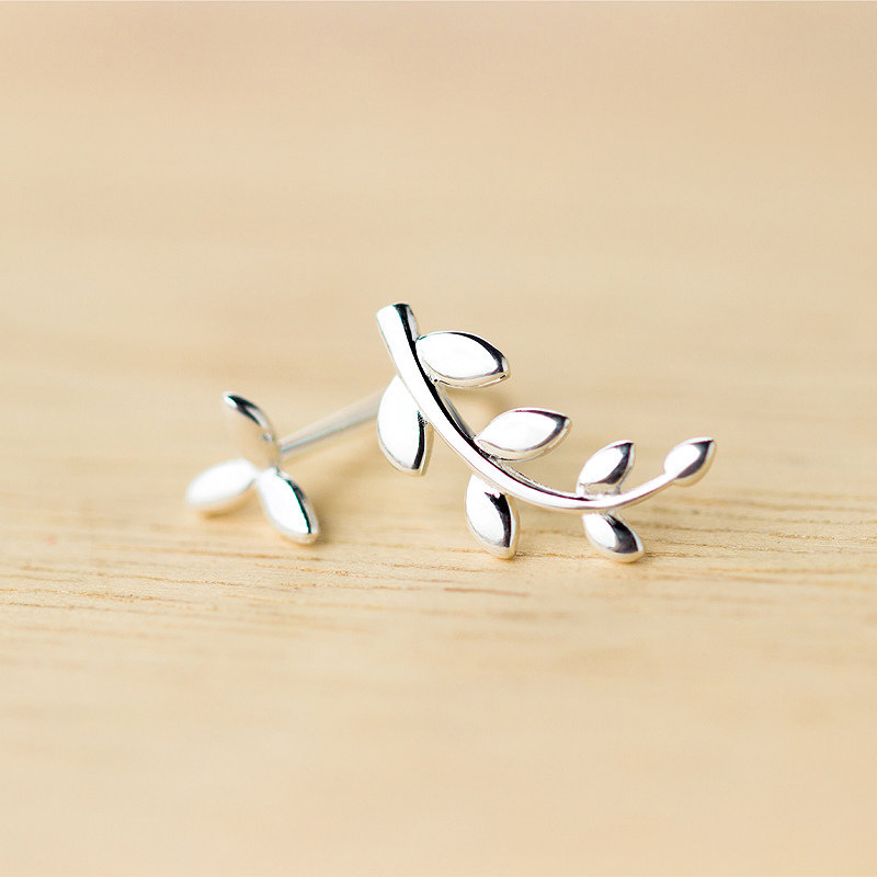 Korean Version Of The Asymmetric Olive Branch Earrings Copper Silver Plated Color Control Hypoallergenic Olive Leaf Ear Needle Factory Direct Generation display picture 9