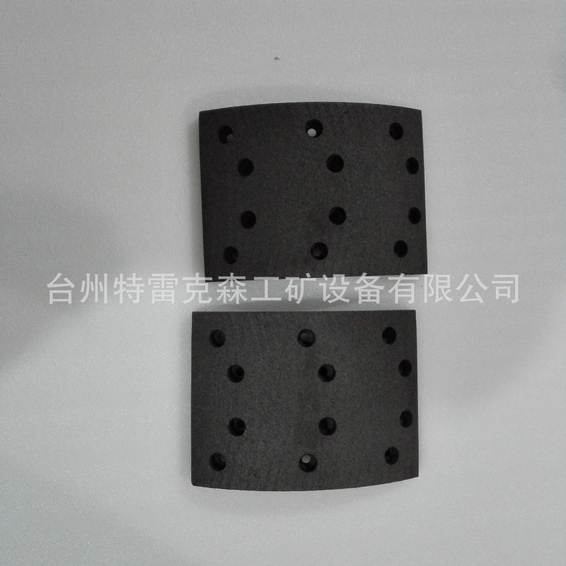 TEREX 3305G 15306803后刹车片特雷克斯