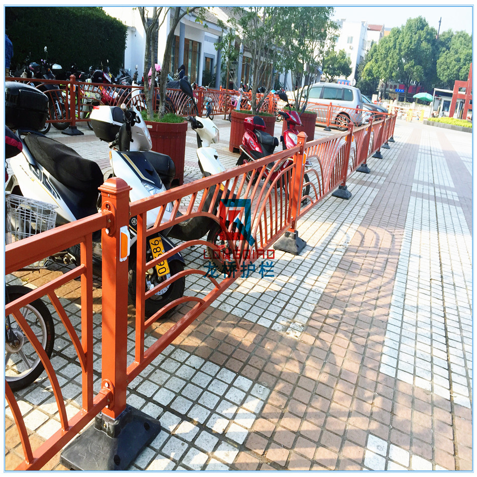 金华花式道路护栏 金华弧形道路护栏 镀锌钢喷塑护栏/厂家订制