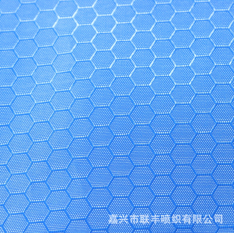 63D*63D 210T塔夫绸提花足球格+PA涂层  箱包手袋收纳袋面料