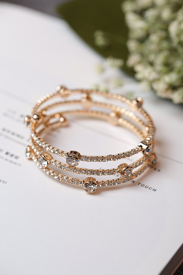 Rhinestone Three-layer Bracelet Multi-layer Elastic Bracelet Women's Bracelet Decoration display picture 10