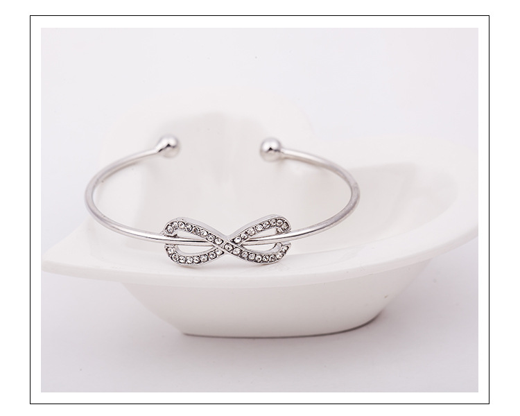 Simple Bracelet With Diamond Open Alloy Bracelet display picture 6