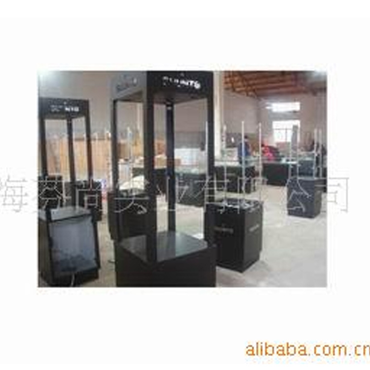 供应奢侈品木质展柜 玻璃商场展示柜 木制品饰品货架厂家批发定制