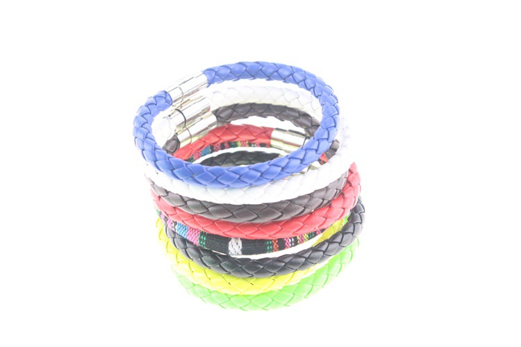 Fashion Solid Color Pu Leather Braid Couple Bracelets display picture 4