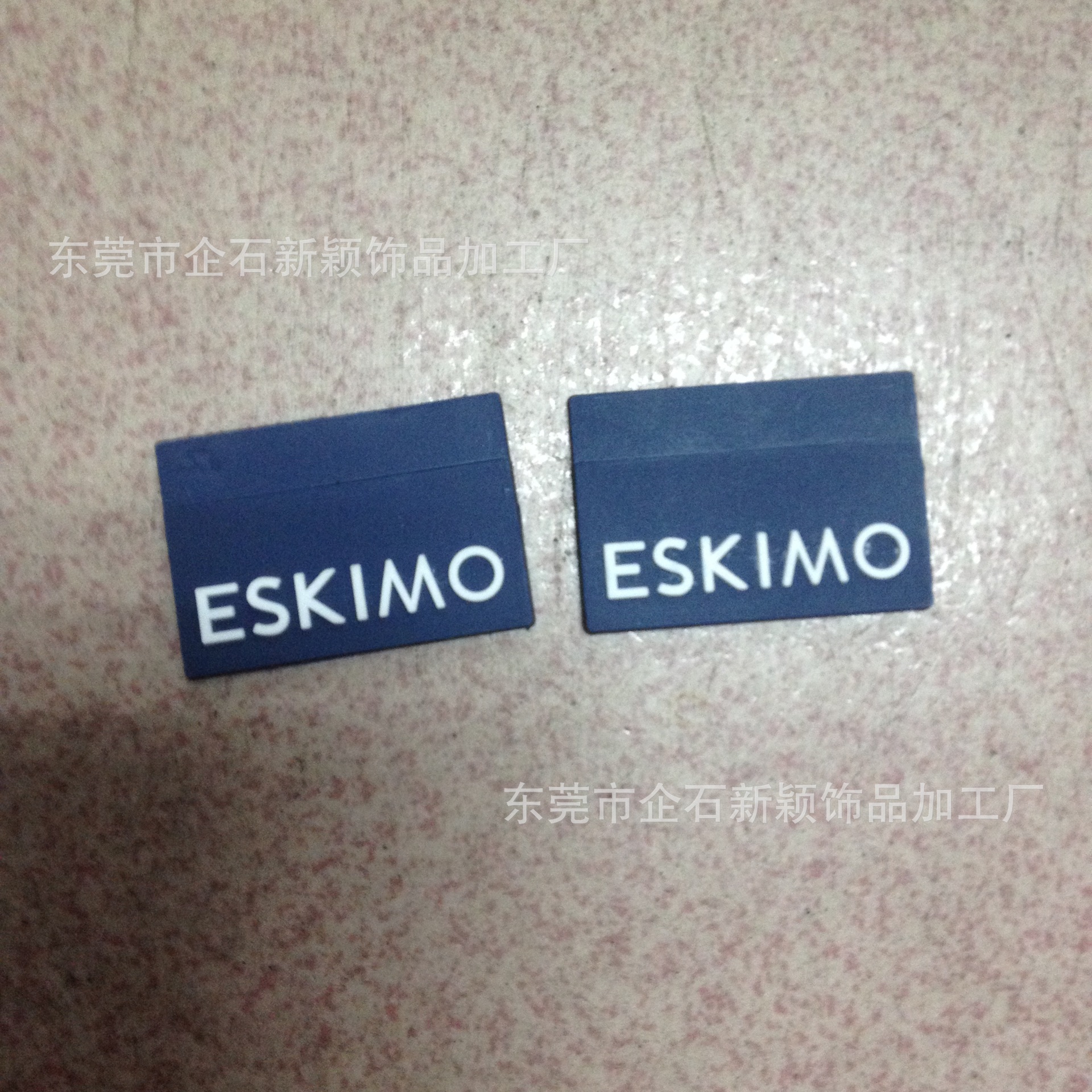 厂家供应PVC硅胶滴胶软胶箱包手袋LOGO标牌硅胶侧唛侧标