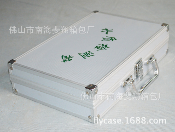 专业厂家定做各类型手提铝箱 仪器箱 实验箱 铝合金检测工具箱