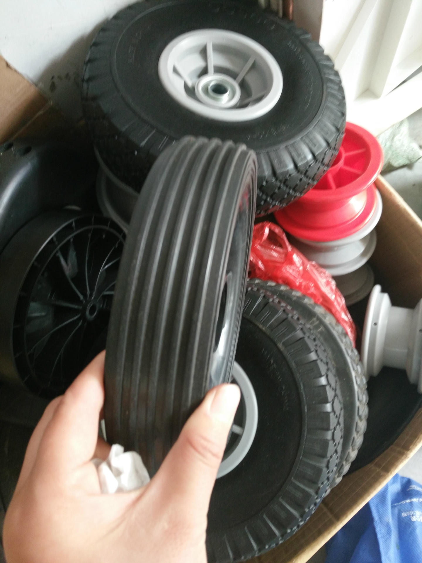 清洗机割草机用塑料轮子 6x1.5