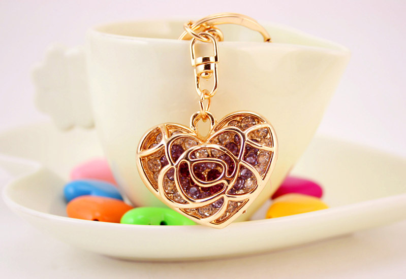 35g Weight Alloy, Metal Material Heart Pattern Unisex Gender Pink, Purple, Red, Blue, Peach Color Creative Cute Diamond Hollow Peach Heart Car Keychain Couple Key Chain Love Metal Pendant 10