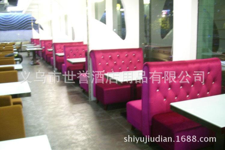 2565603259_1287662857