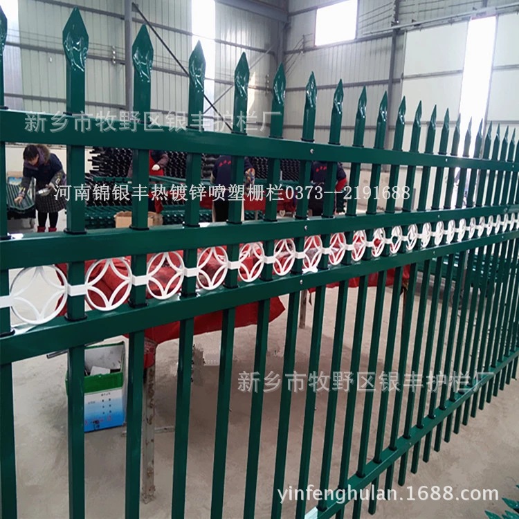 湖北武汉锌钢护栏 建筑围墙围栏 河南烤漆院墙护栏供应商产品