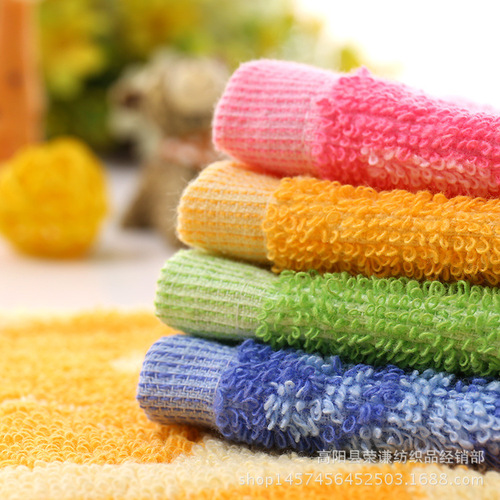 Yarn-dyed cartoon pattern jacquard cotton square towel 25*25 children's kindergarten small towel wholesale various patterns