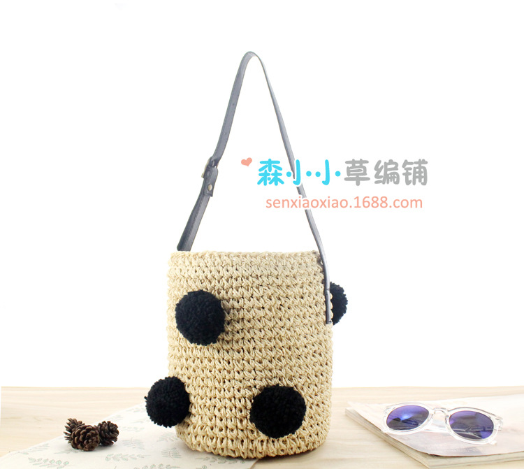 New Three-dimensional Cherry Ball Straw Woven One Shoulder Bag Wholesale Nihaojewelry display picture 10