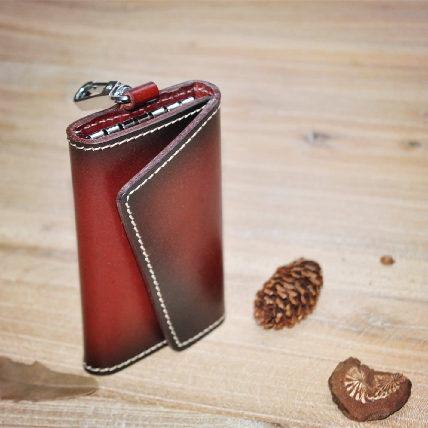 Pure leather multi-color key case vegetable tanned leather retro men's and women's Japanese style one-piece delivery