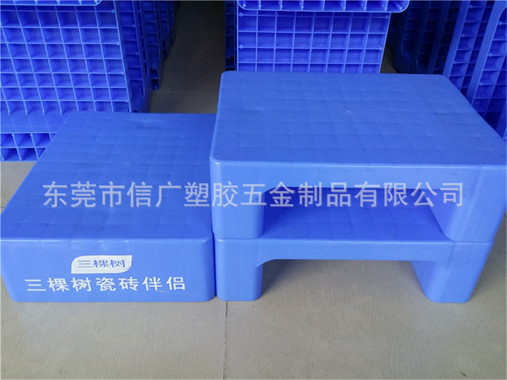 低价促销加厚平面型蓝色卡板 红色塑料瓷砖胶托盘 加强筋抗压耐摔