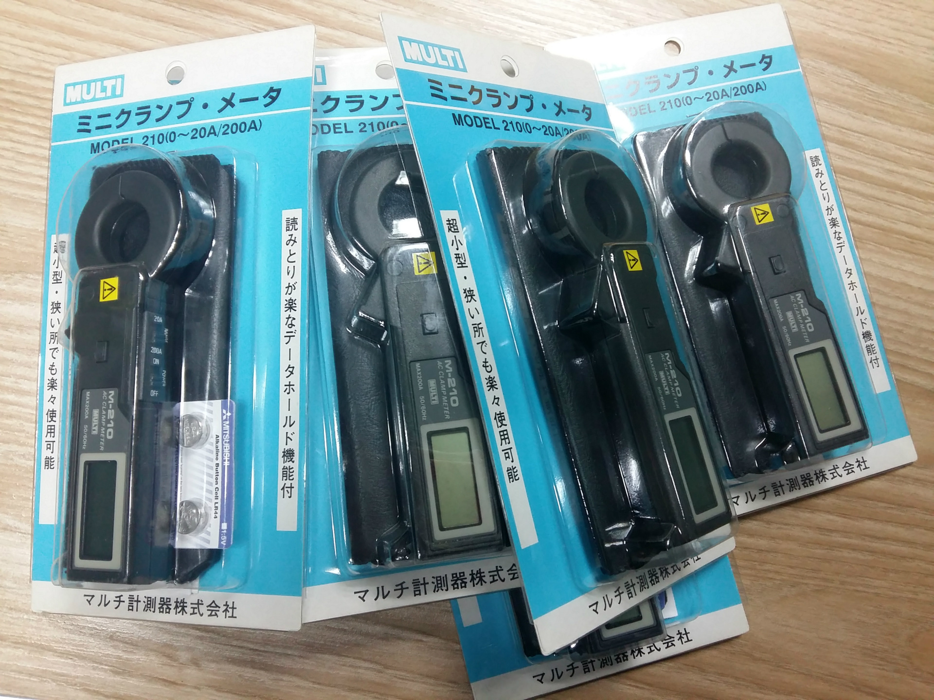 M-210袖珍钳形电流表日本MULTI万用M210交流钳表