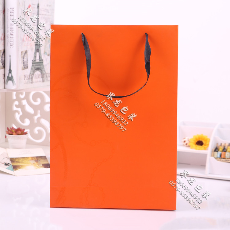 现货批发加厚牛皮纸袋定制服装礼品包装袋购物牛皮纸手提袋厂家