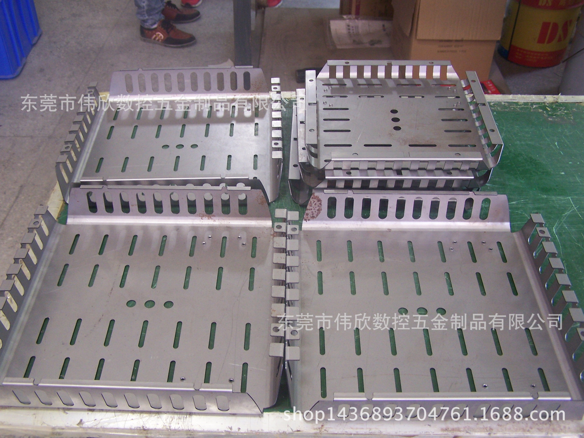 精密LED灯罩钣金件加工，精密灯饰钣金件加工