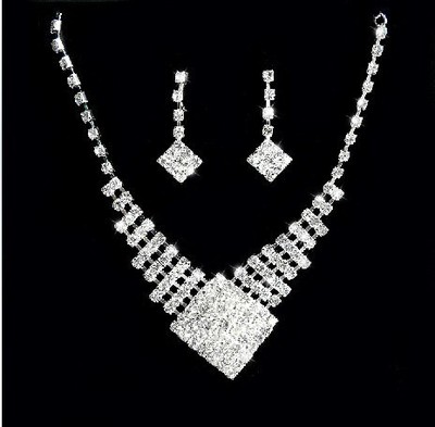 Yiwu Jewelry factory wholesale bride Jewelry Export Korean Simplicity Rhinestone Necklace 8630