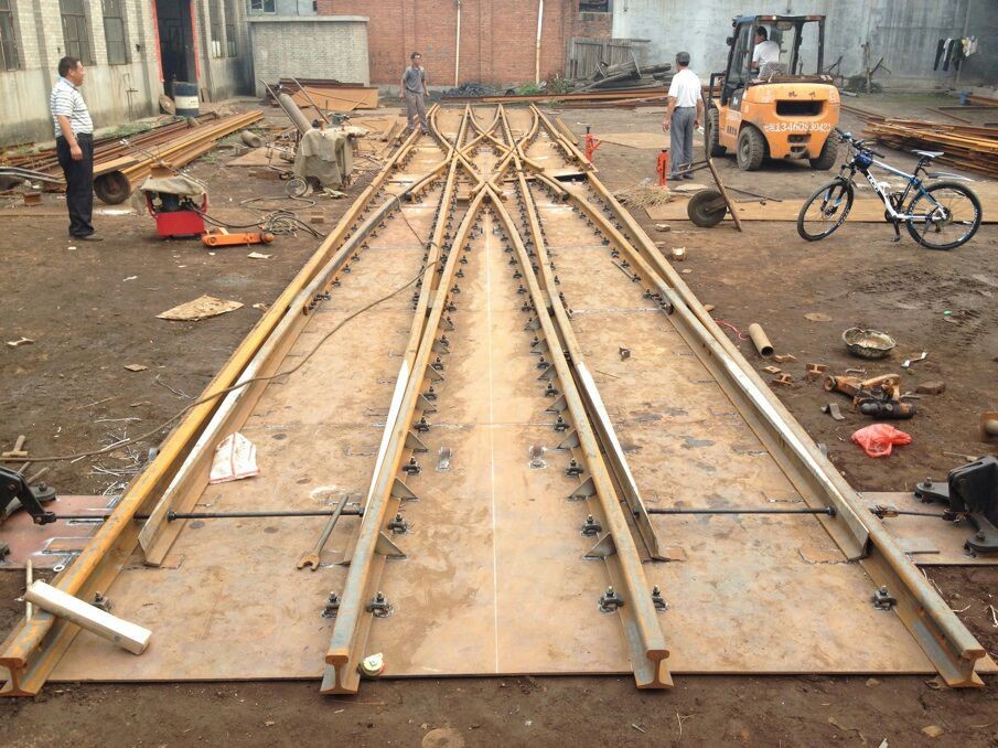 铁路轨道配件交叉渡线飞跃铁路道岔长期供应