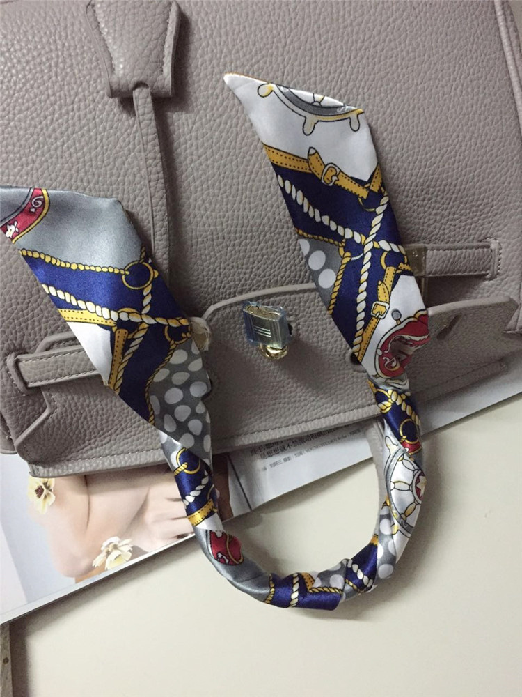 Printed and patterned twill silk scarf manufacturer wholesale accessories silk scarves handbags tied with bows silk scarves striped flowers undefined