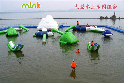 专业生产厂家生产涉水大型游乐设施 组合PVC充气水上乐园设施
