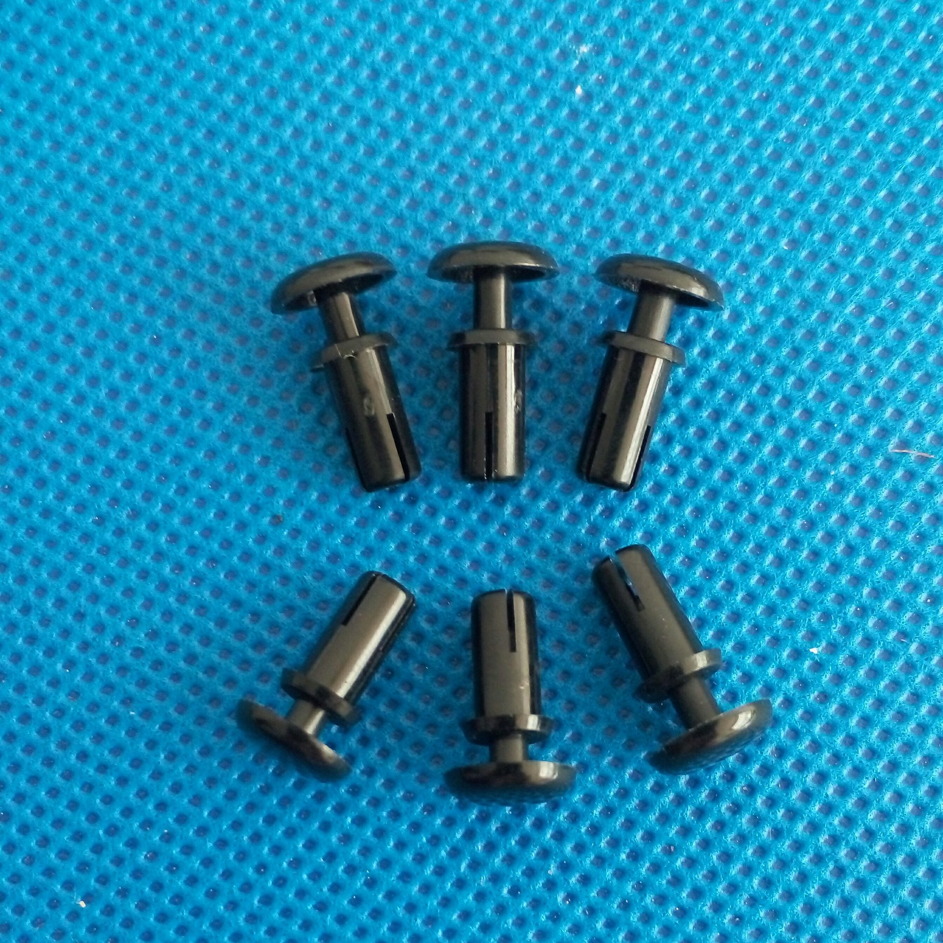 东莞厂家现货 黑色尼龙按扣铆钉 塑胶R4080铆钉 塑胶公母扣