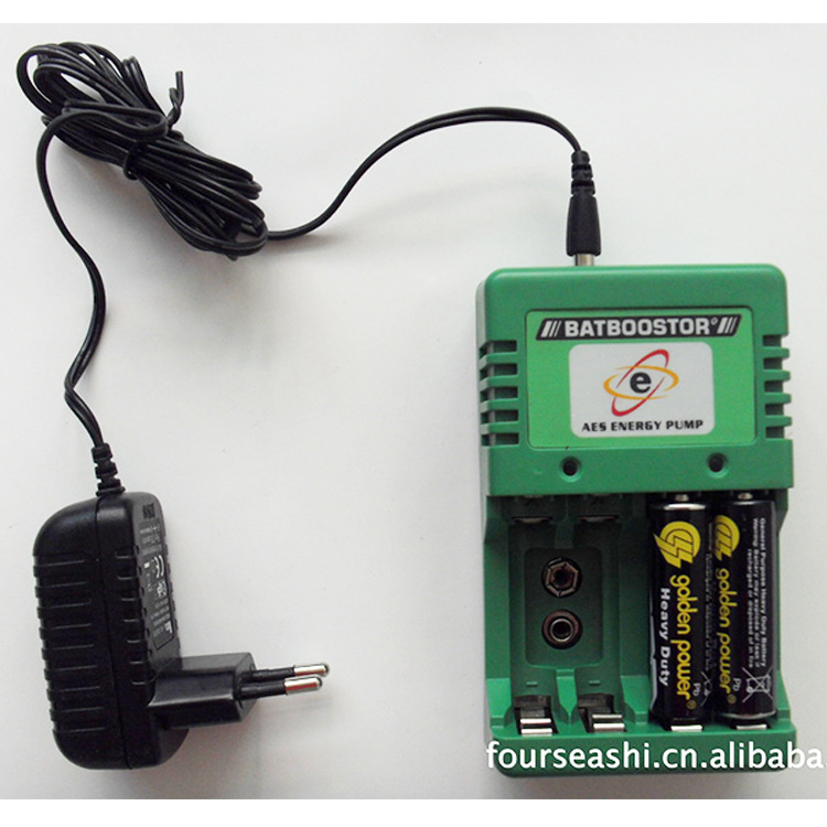 厂家批发四槽5号7号智能镍氢镍镉电池充电器 智能带线充电式