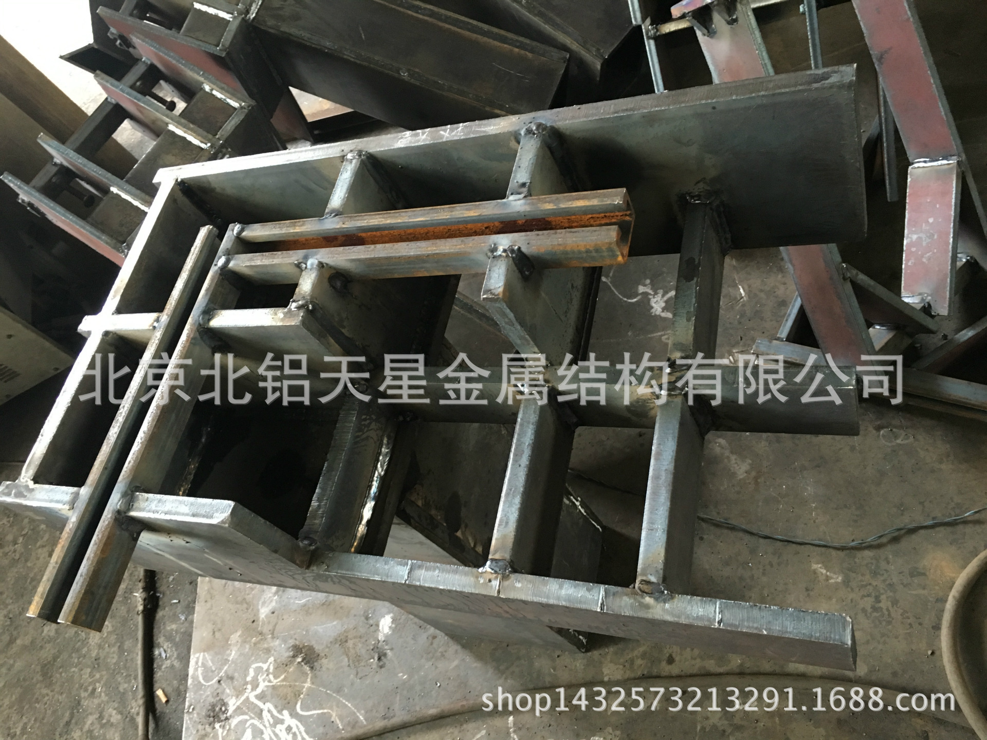 槽焊,栓焊,缝焊_大山谷图库