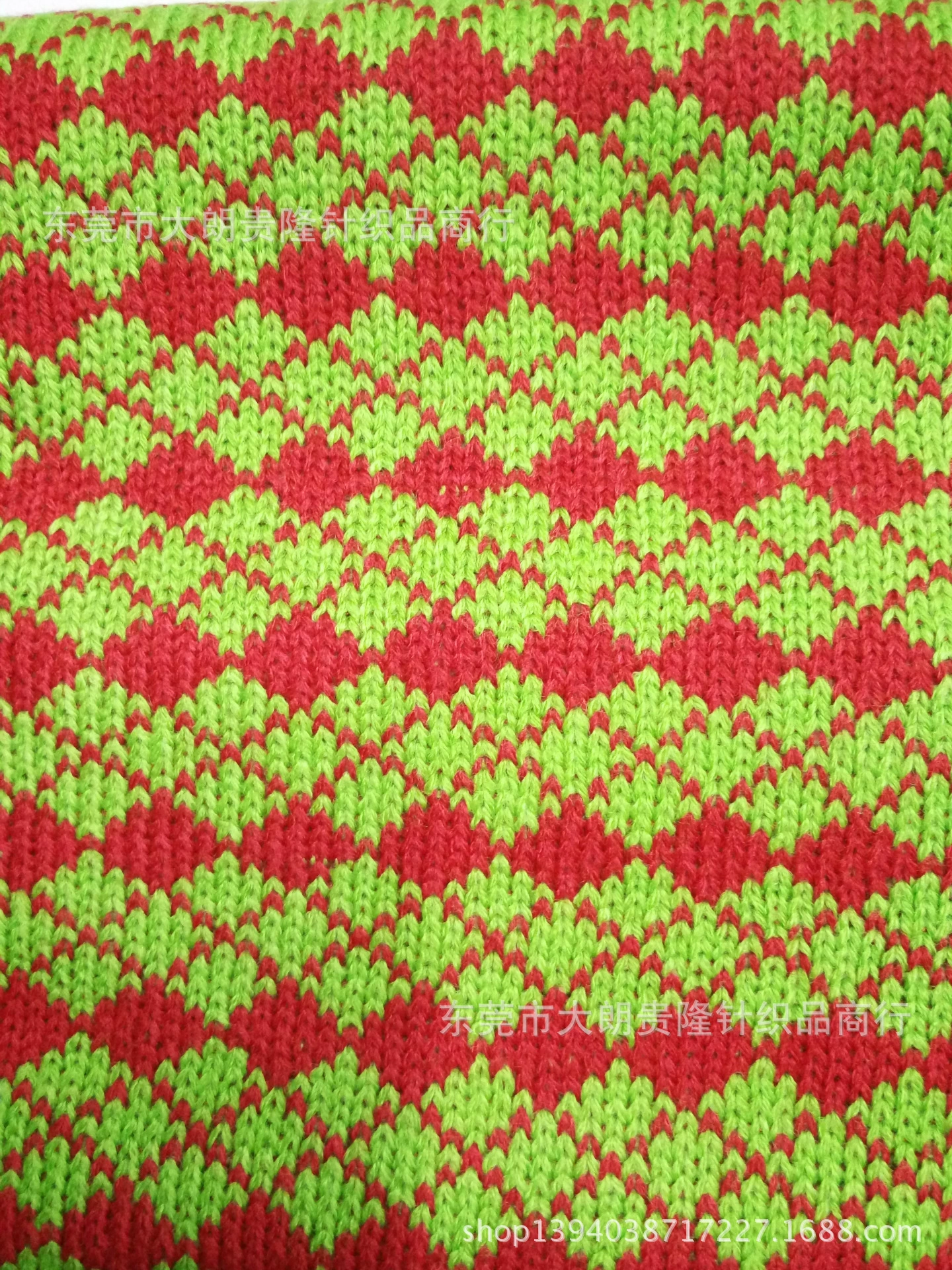 Knitted accessories, polyester