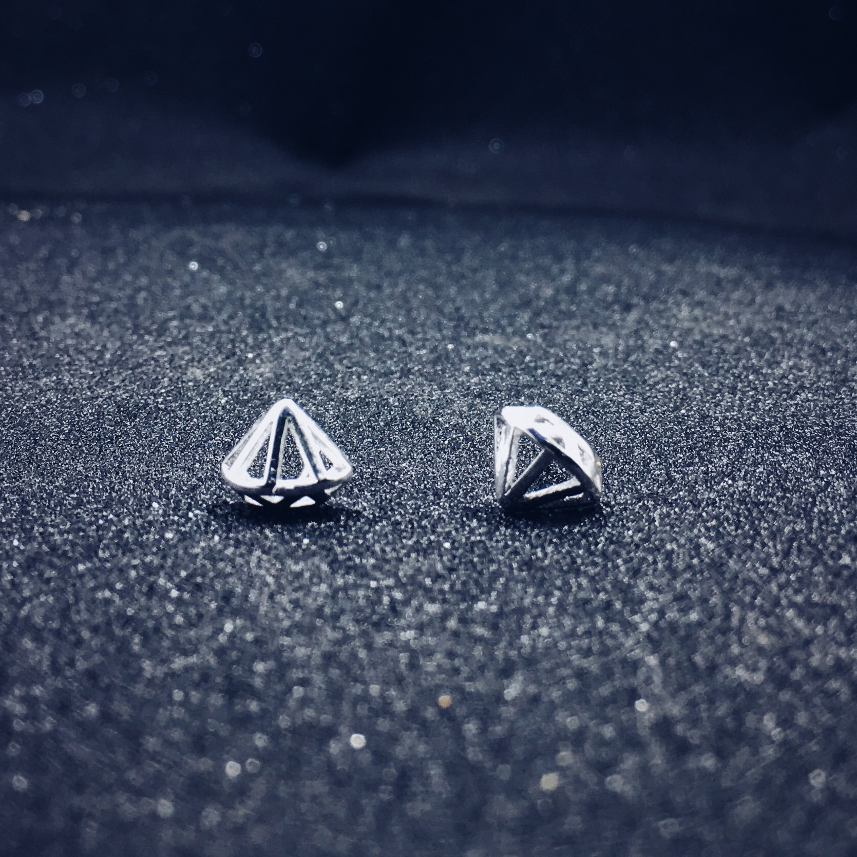 飾品耳釘镂空精致鑽石形幾何銀耳釘女耳飾廠家批發