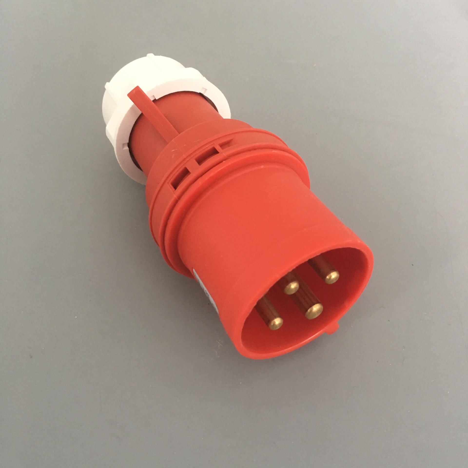 厂家直销 工业防水插头插座三相四线16A 380v 4孔  SFN-014