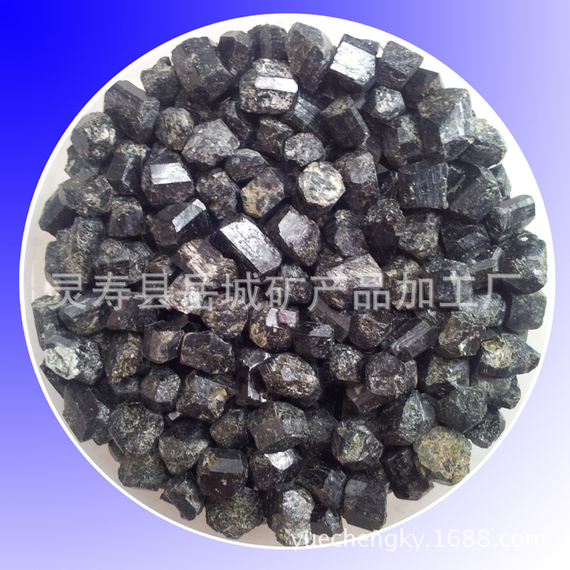 电气石原矿 大图