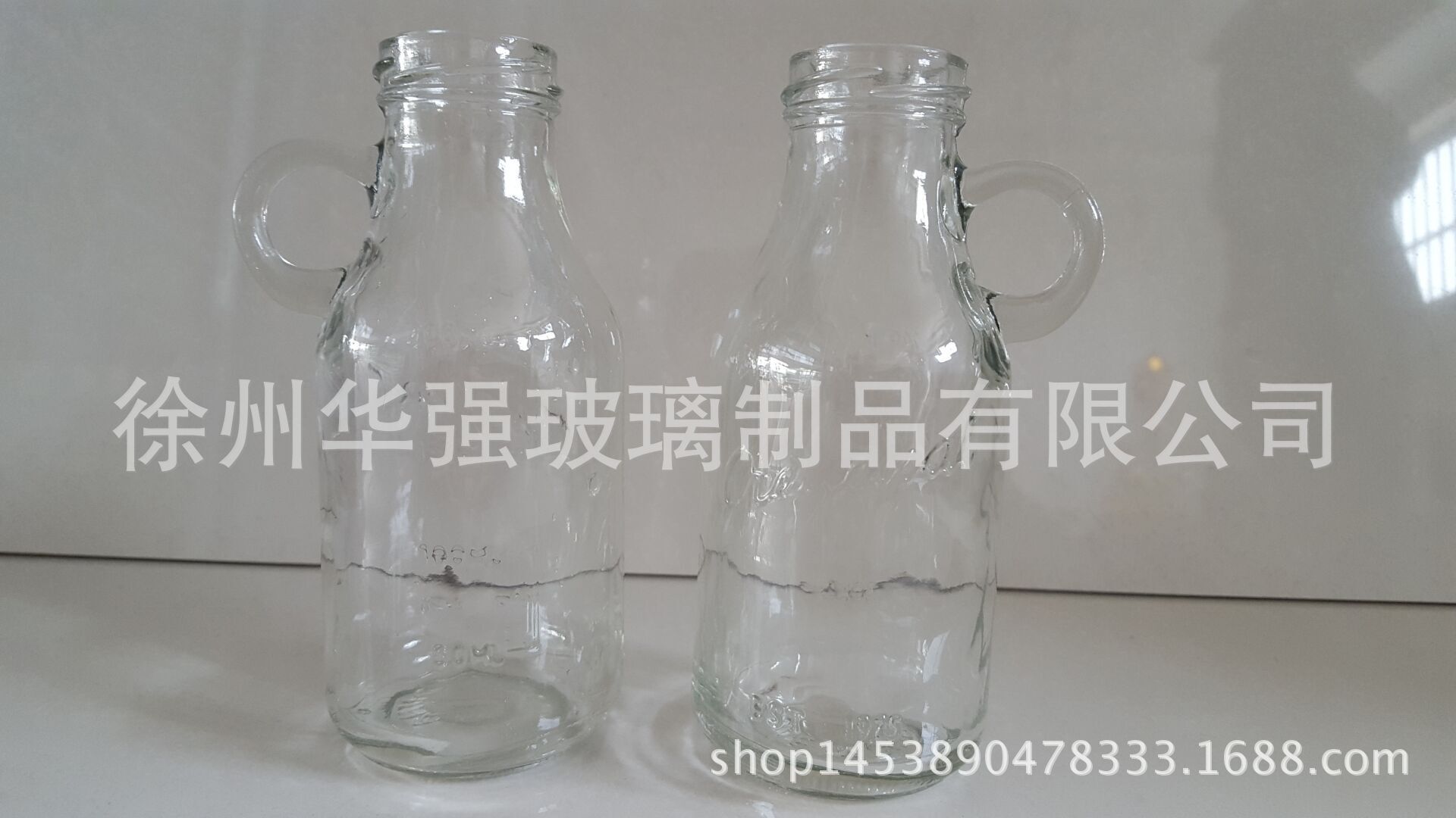 特价供应250ml布丁玻璃瓶 酸奶瓶 牛奶瓶 含盖批发 烘焙店专用