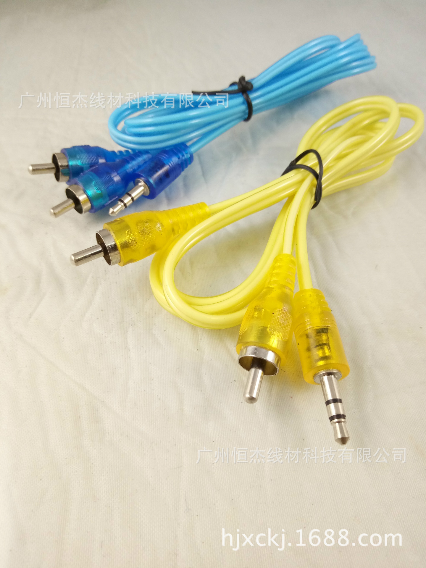 工厂直销1.5米音频线 3.5MM音频线 3.5MM一分二音频线 RCA音频线
