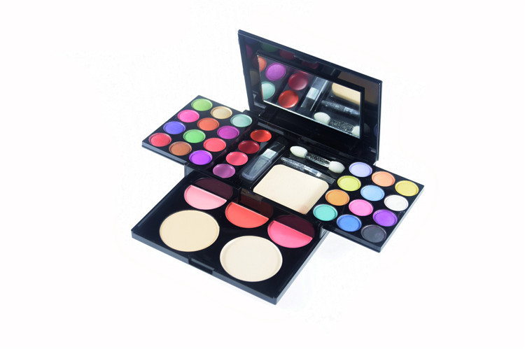 Retro Multicolor Plastic Makeup Set display picture 1