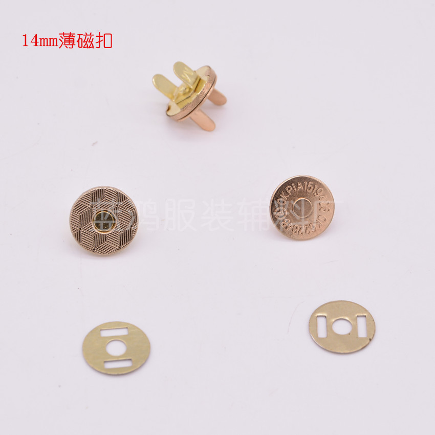 Mayorista 14mm botones magnéticos de succión magnética bolsas de tela botones magnéticos almohadillas de pie abierto bolsas de ropa accesorios de hardware